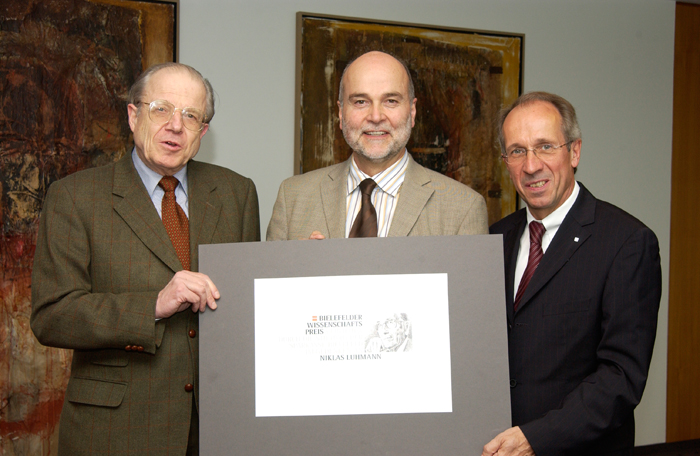 2004, F.-X. Kaufmann, D. Timmermann, H.-G. Vogt  © Stiftung der Sparkasse Bielefeld